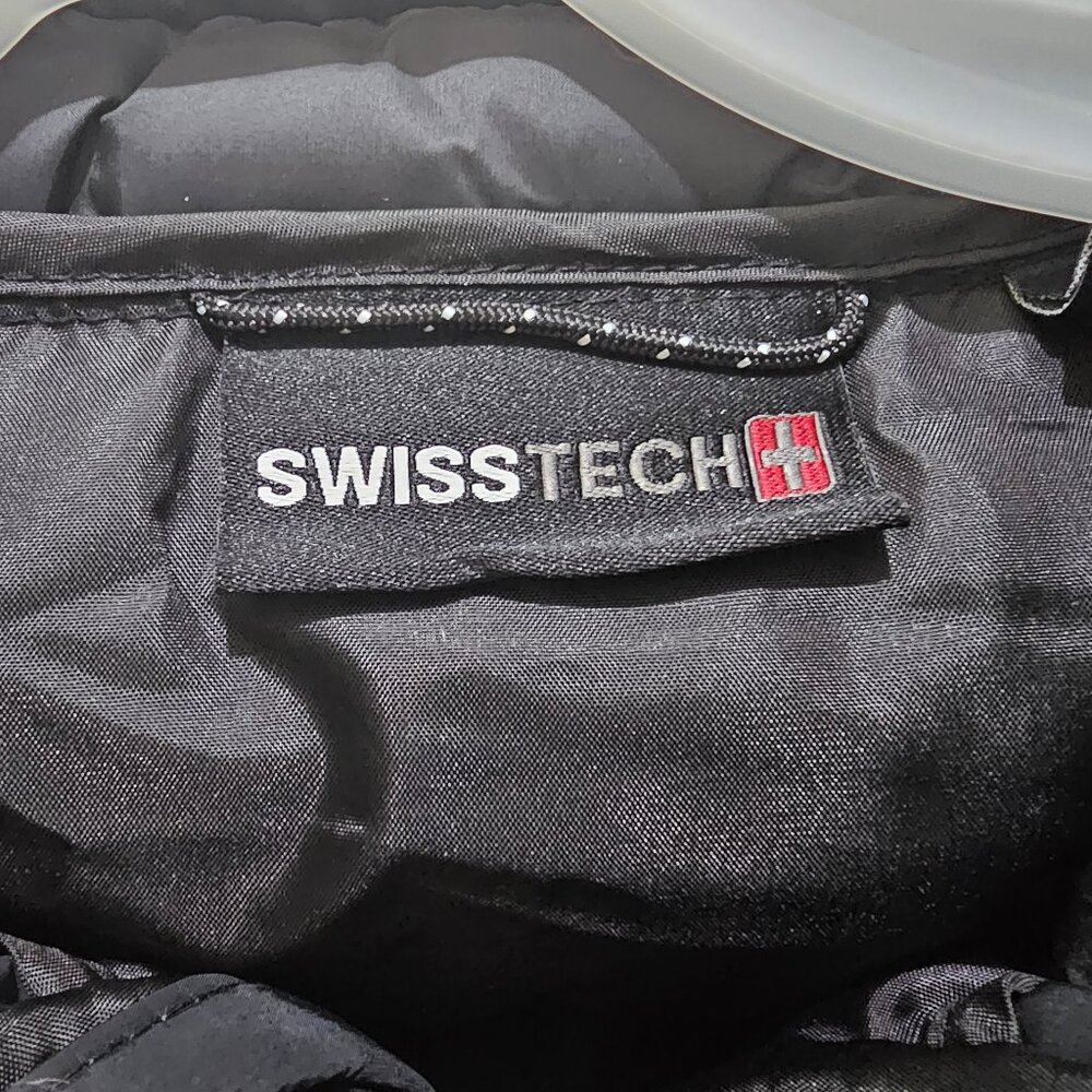 Swiss Tech Mens Puffer Vest Performance Gear Size S, M, XL, 2XL Black Full Zip - Picture 8 of 10